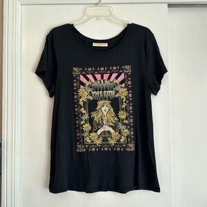 Spell & The Gypsy tee
